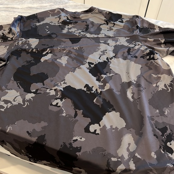 Adidas aeroready mens tee - Picture 5 of 5